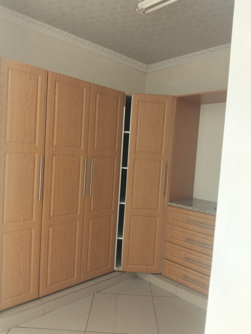 10 Bedroom Property for Sale in Proclamation Hill Gauteng