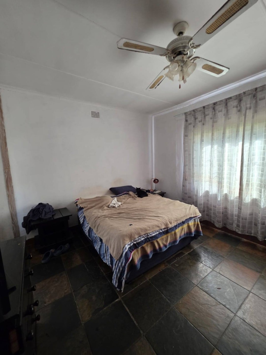 5 Bedroom Property for Sale in Waverley Gauteng