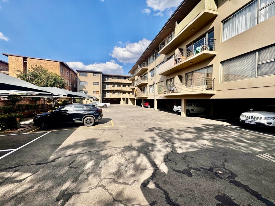 2 Bedroom Property for Sale in Edenvale Central Gauteng