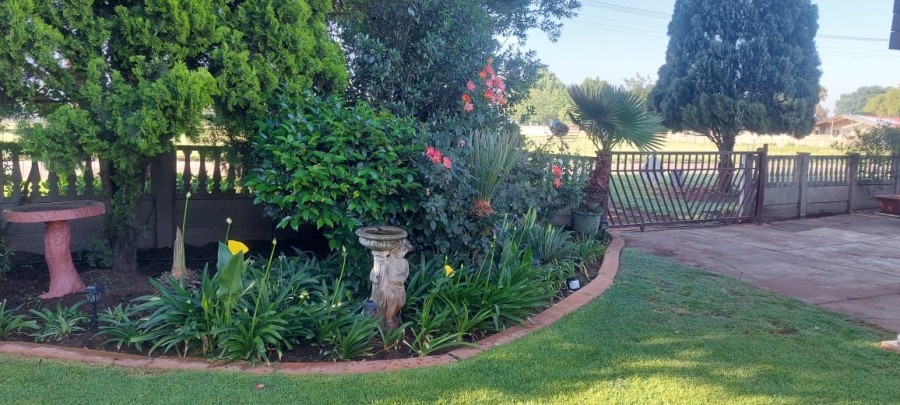 3 Bedroom Property for Sale in Meyerton Central Gauteng