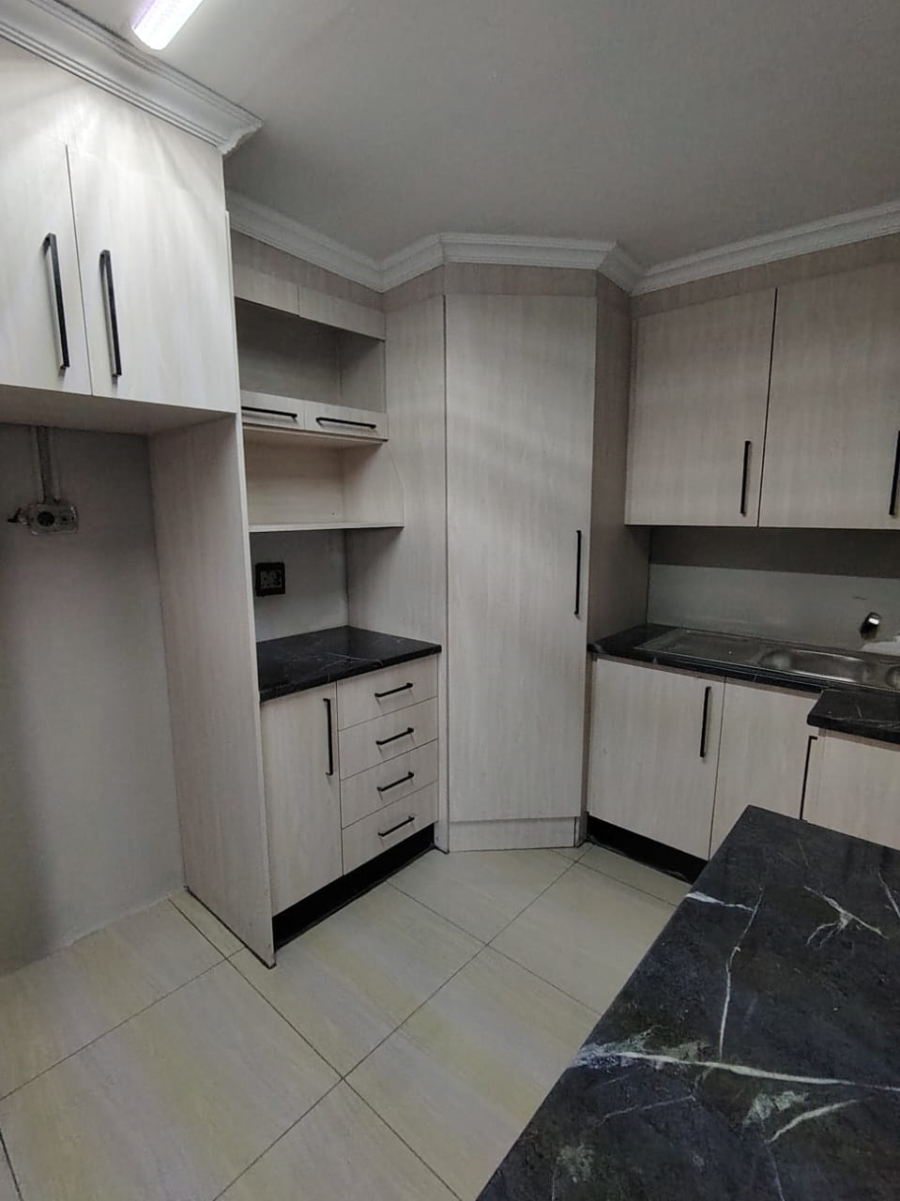 3 Bedroom Property for Sale in Meyerton Central Gauteng