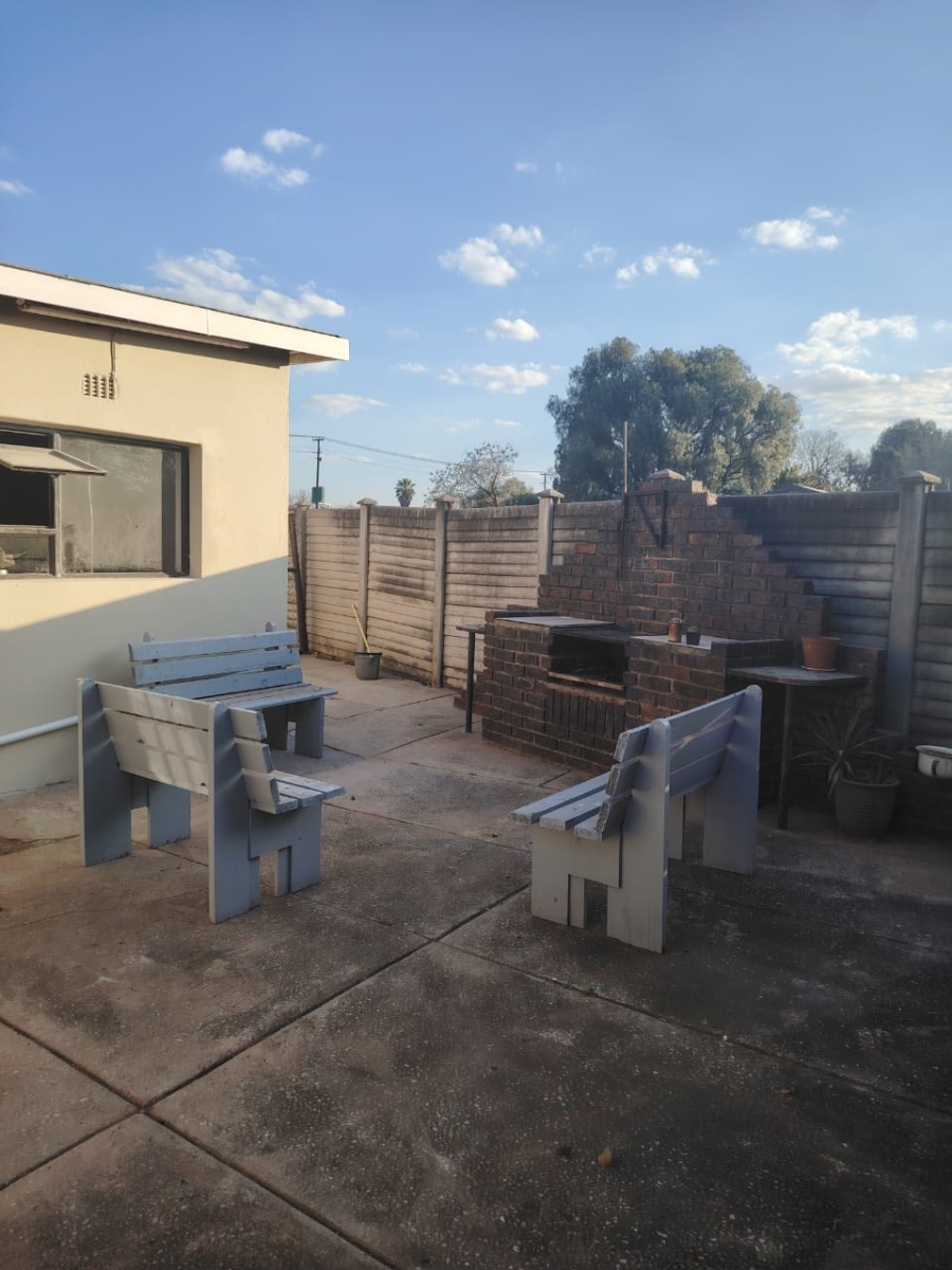 3 Bedroom Property for Sale in Meyerton Central Gauteng