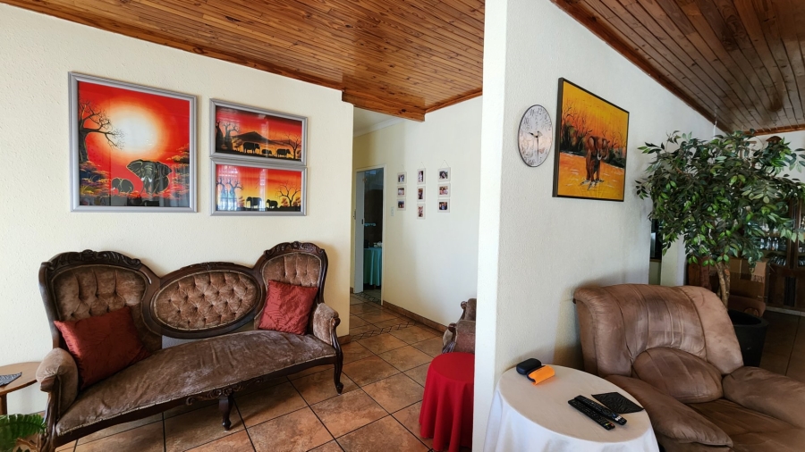 3 Bedroom Property for Sale in Dorandia Gauteng