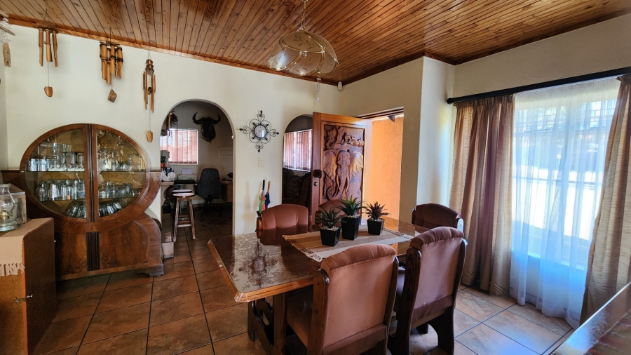 3 Bedroom Property for Sale in Dorandia Gauteng