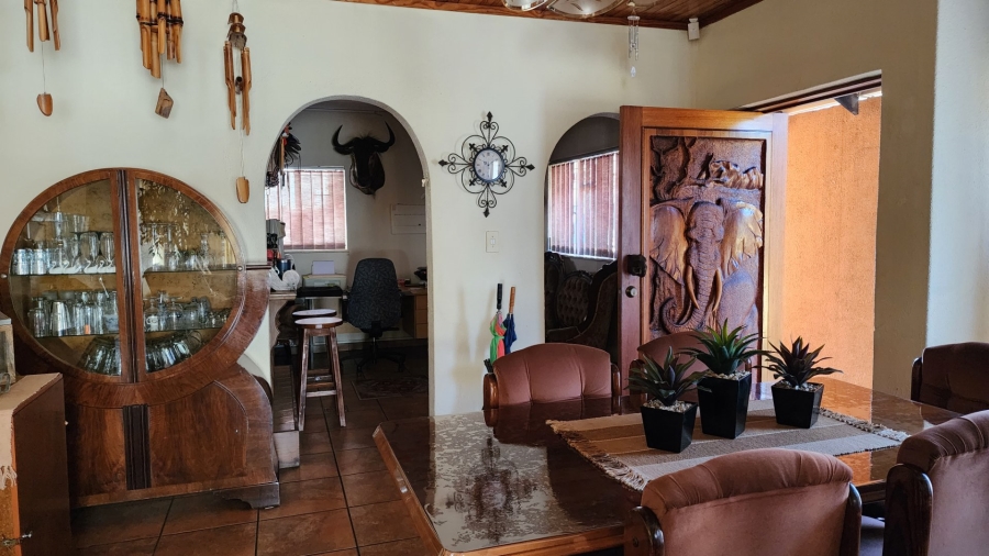 3 Bedroom Property for Sale in Dorandia Gauteng