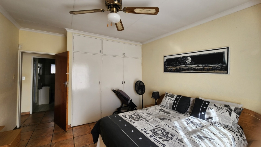 3 Bedroom Property for Sale in Dorandia Gauteng