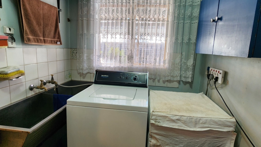 3 Bedroom Property for Sale in Dorandia Gauteng