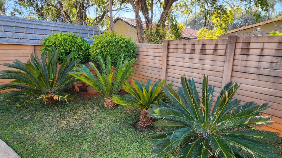 3 Bedroom Property for Sale in Dorandia Gauteng
