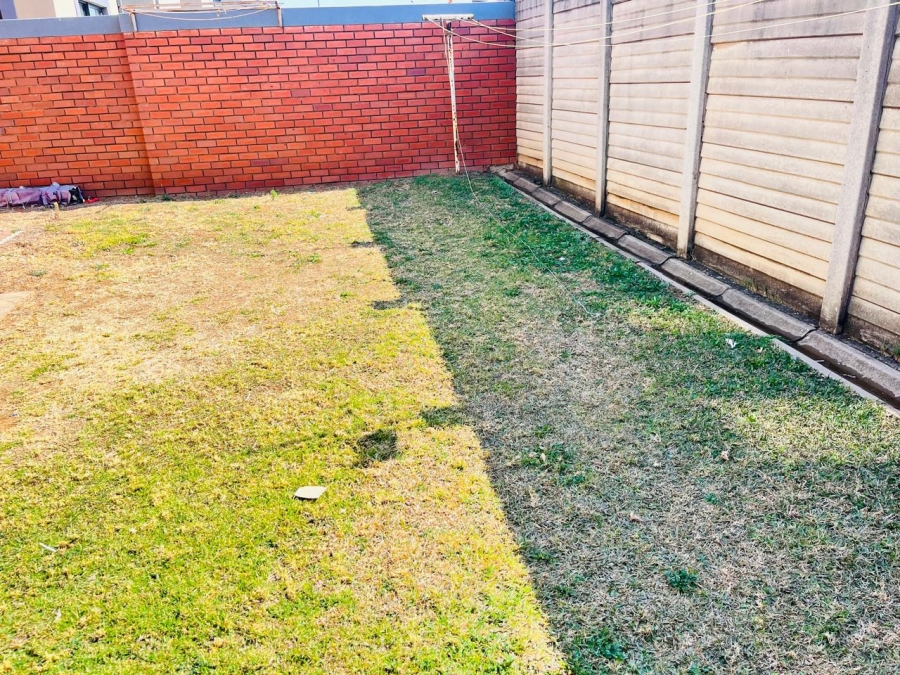 3 Bedroom Property for Sale in Andeon Gauteng