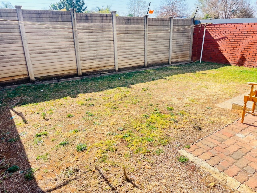3 Bedroom Property for Sale in Andeon Gauteng