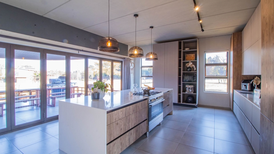 3 Bedroom Property for Sale in Norton Home Estate AH Gauteng