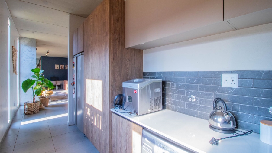 3 Bedroom Property for Sale in Norton Home Estate AH Gauteng
