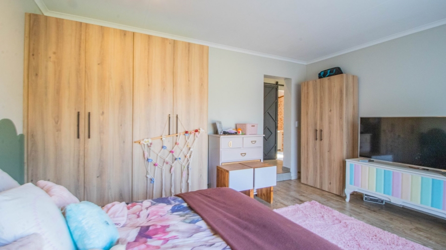 3 Bedroom Property for Sale in Norton Home Estate AH Gauteng