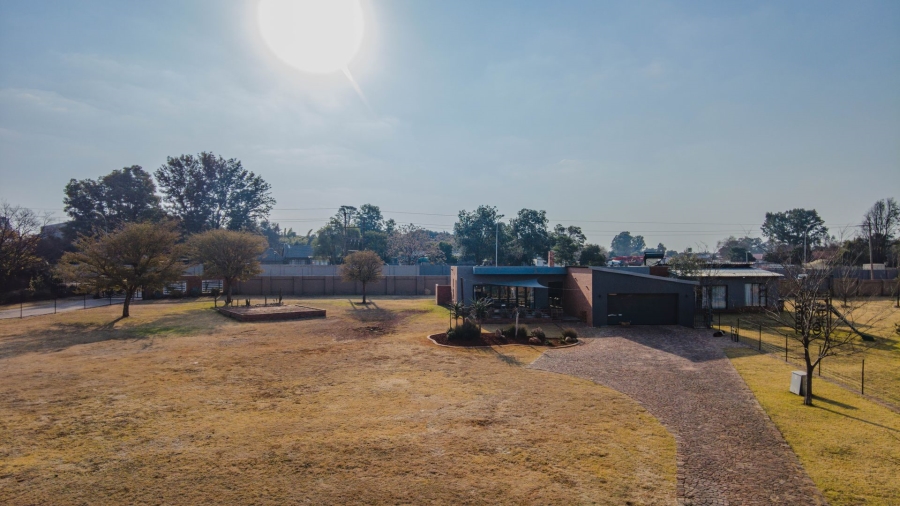 3 Bedroom Property for Sale in Norton Home Estate AH Gauteng