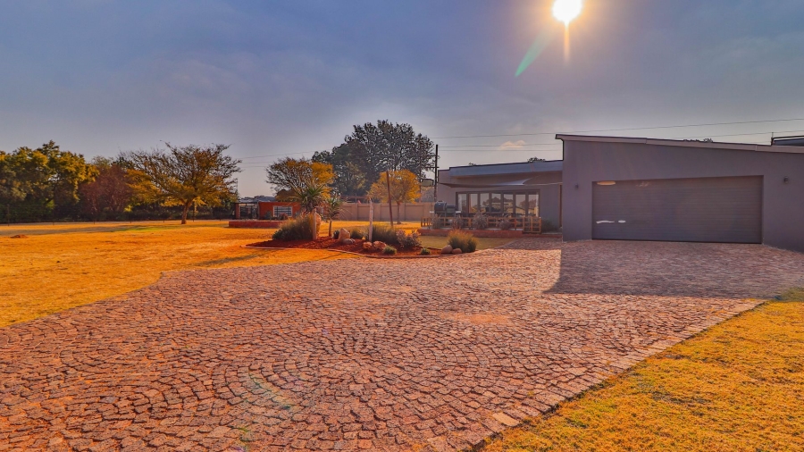 3 Bedroom Property for Sale in Norton Home Estate AH Gauteng
