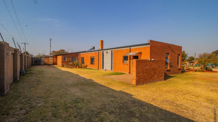 3 Bedroom Property for Sale in Norton Home Estate AH Gauteng