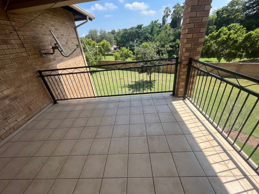 To Let 3 Bedroom Property for Rent in Valhalla Gauteng