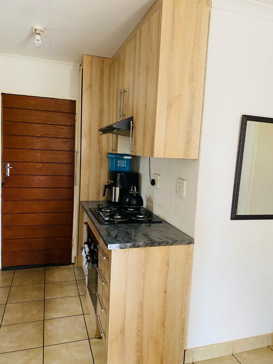 2 Bedroom Property for Sale in Savanna City Gauteng