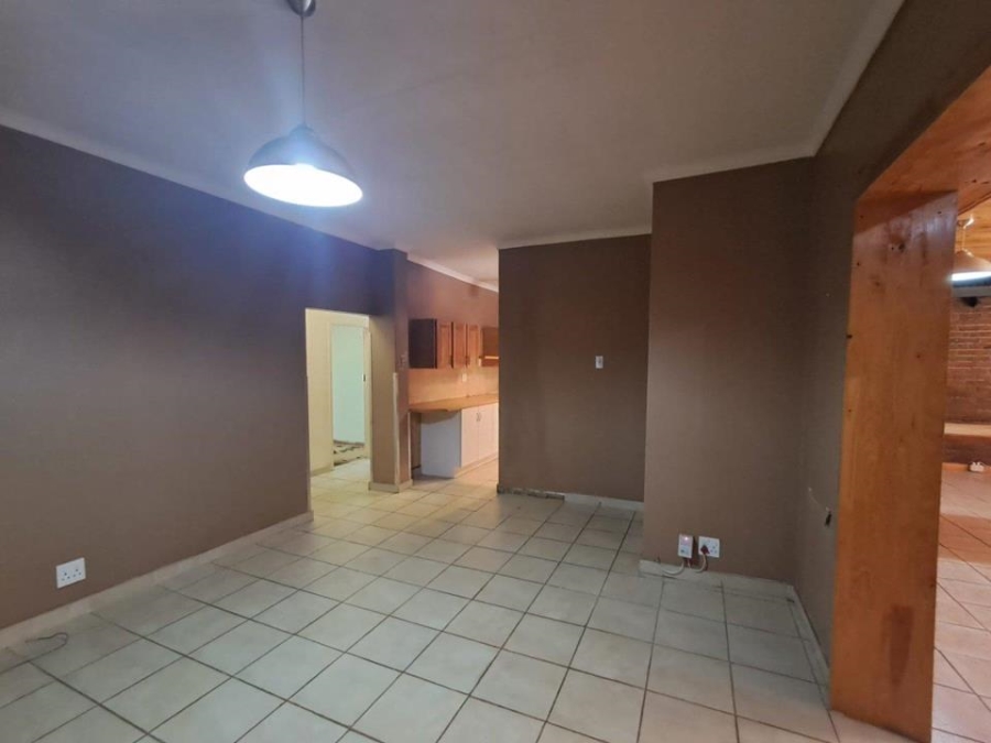 3 Bedroom Property for Sale in Mountain View Gauteng