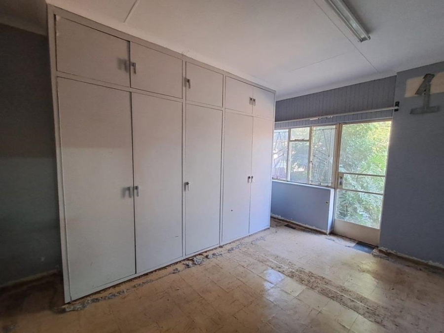 3 Bedroom Property for Sale in Mountain View Gauteng
