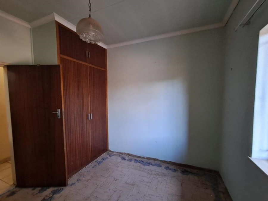 3 Bedroom Property for Sale in Mountain View Gauteng