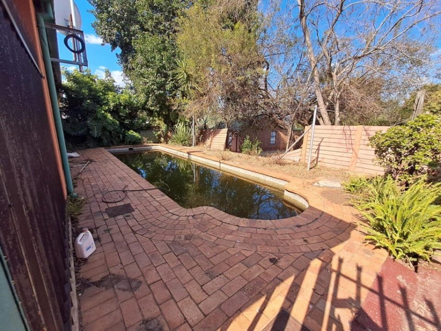 3 Bedroom Property for Sale in Mountain View Gauteng