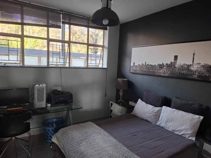 2 Bedroom Property for Sale in Edenvale Central Gauteng