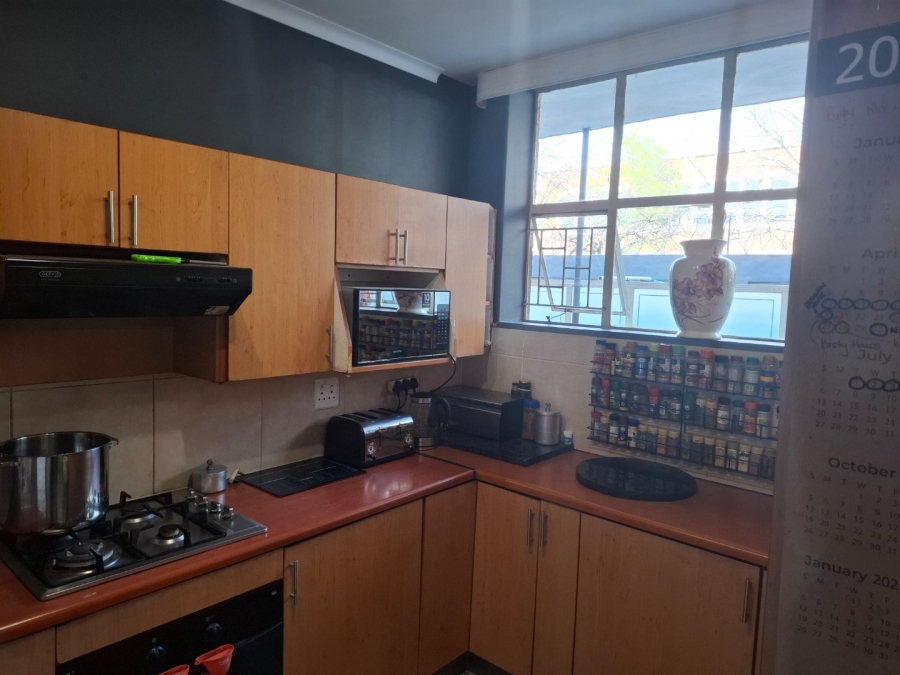 2 Bedroom Property for Sale in Edenvale Central Gauteng