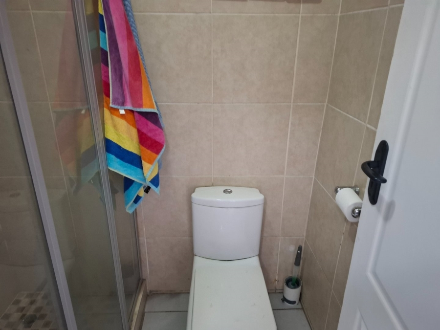 2 Bedroom Property for Sale in Edenvale Central Gauteng