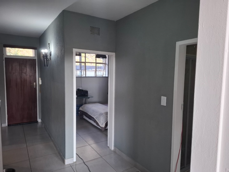 2 Bedroom Property for Sale in Edenvale Central Gauteng