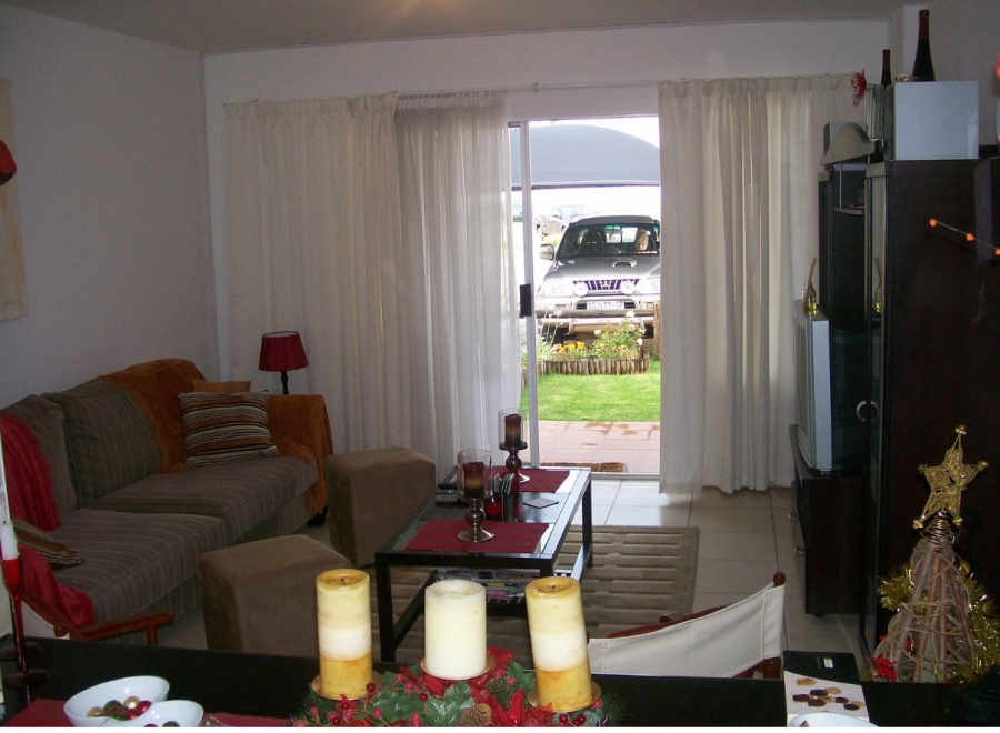 2 Bedroom Property for Sale in Norton Park Gauteng