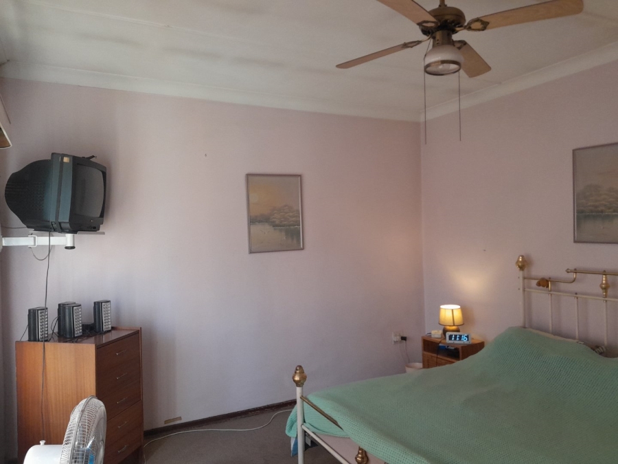 3 Bedroom Property for Sale in Edenvale Central Gauteng