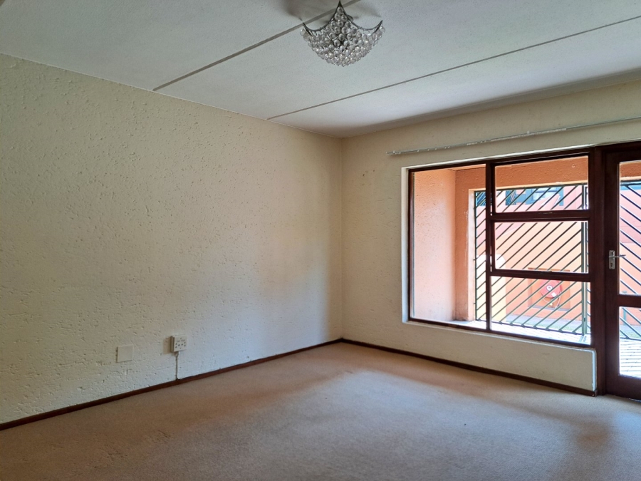 1 Bedroom Property for Sale in Ferndale Gauteng