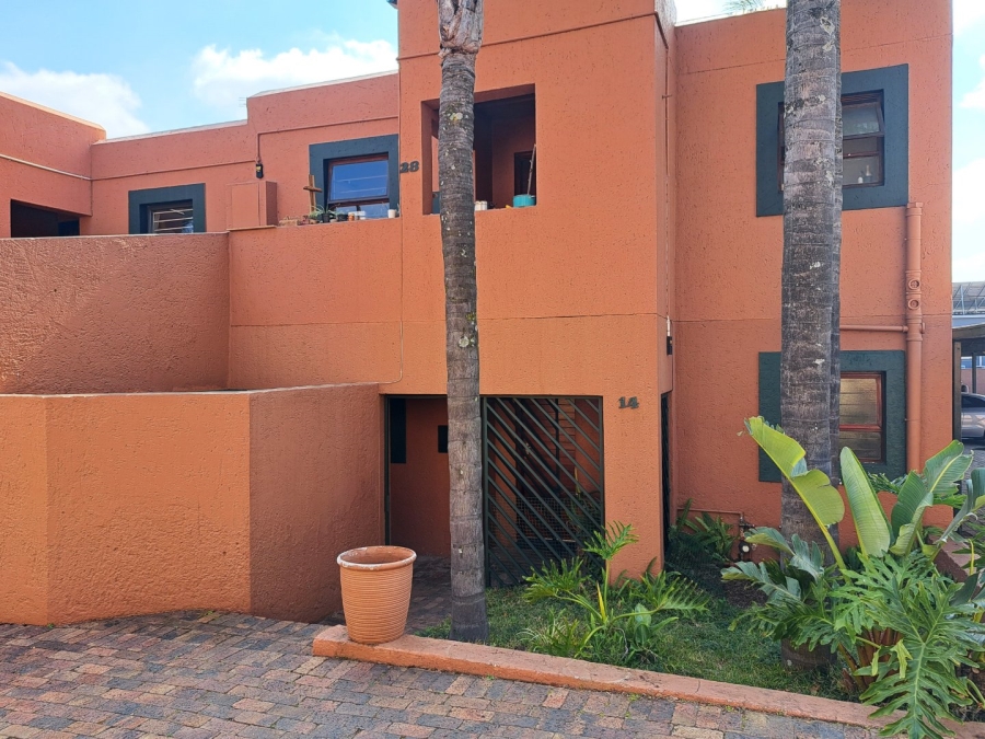 1 Bedroom Property for Sale in Ferndale Gauteng