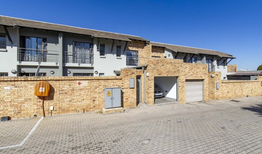 3 Bedroom Property for Sale in Eastleigh Gauteng