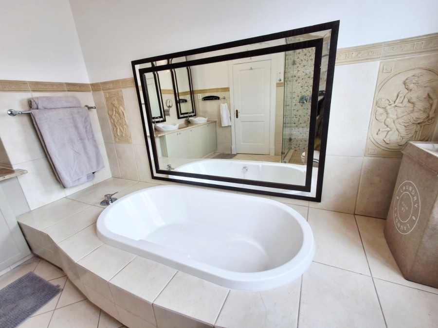 To Let 3 Bedroom Property for Rent in Morningside Gauteng