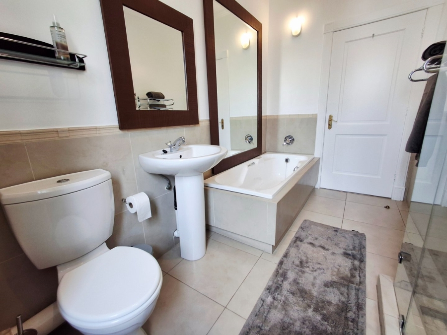 To Let 3 Bedroom Property for Rent in Morningside Gauteng