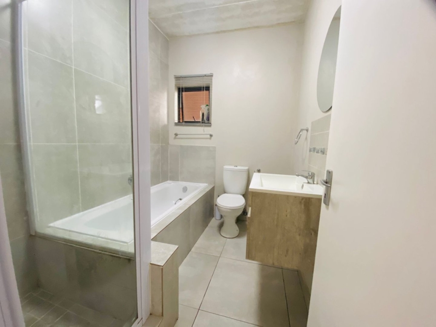To Let 2 Bedroom Property for Rent in Ravenswood Gauteng