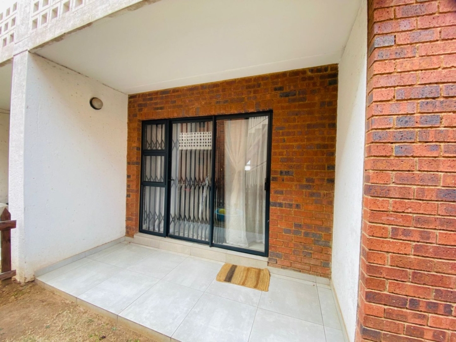 To Let 2 Bedroom Property for Rent in Ravenswood Gauteng