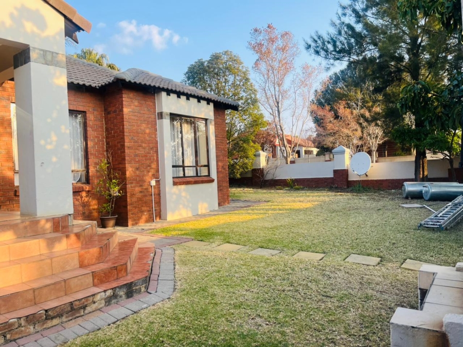 3 Bedroom Property for Sale in Crescent Wood Country Estate Gauteng