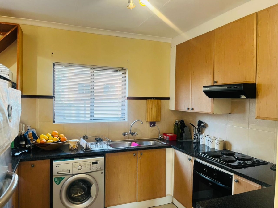 3 Bedroom Property for Sale in Crescent Wood Country Estate Gauteng