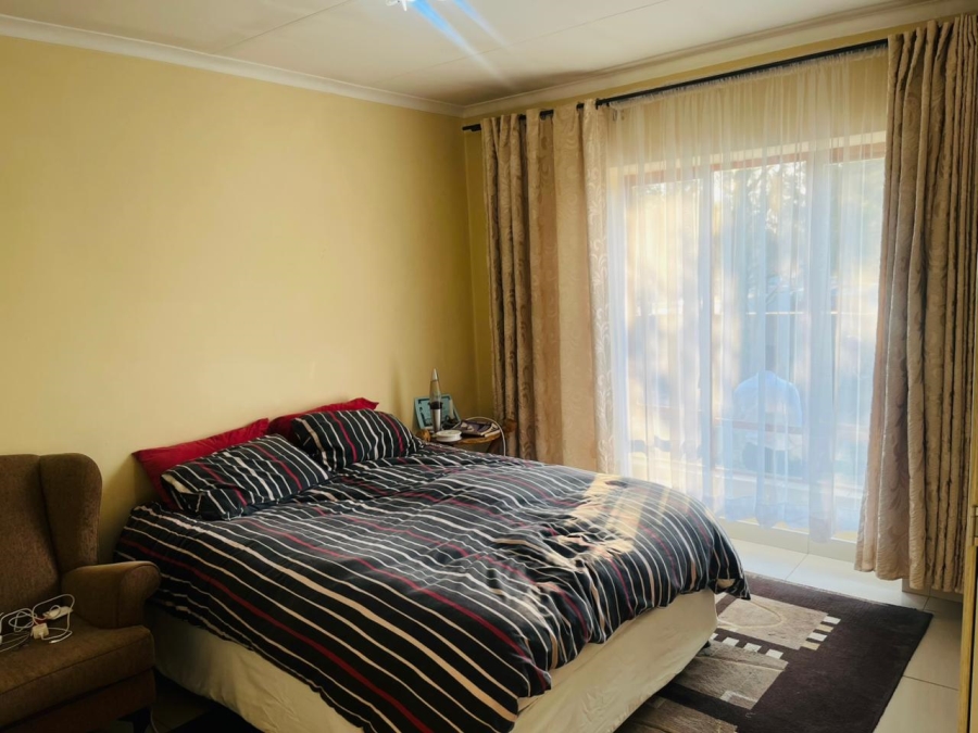 3 Bedroom Property for Sale in Crescent Wood Country Estate Gauteng