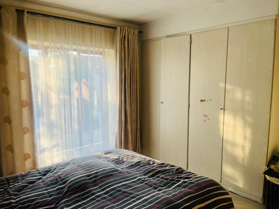 3 Bedroom Property for Sale in Crescent Wood Country Estate Gauteng