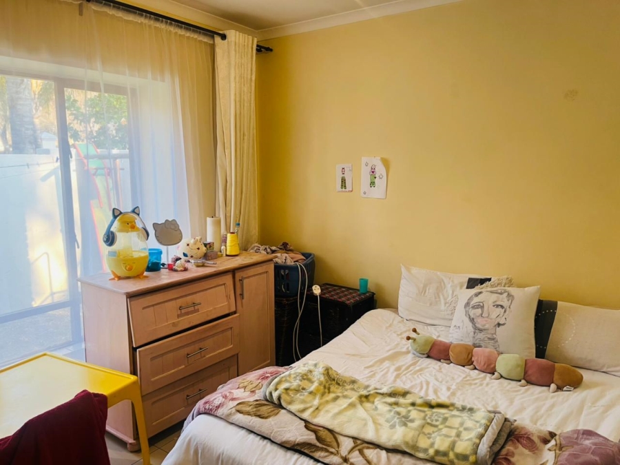 3 Bedroom Property for Sale in Crescent Wood Country Estate Gauteng