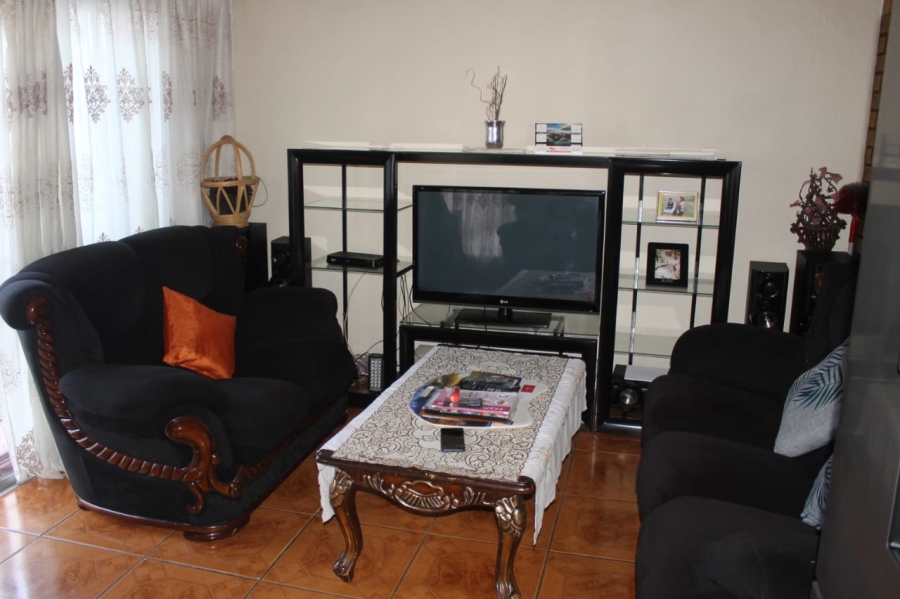 3 Bedroom Property for Sale in Dobsonville Ext 3 Gauteng