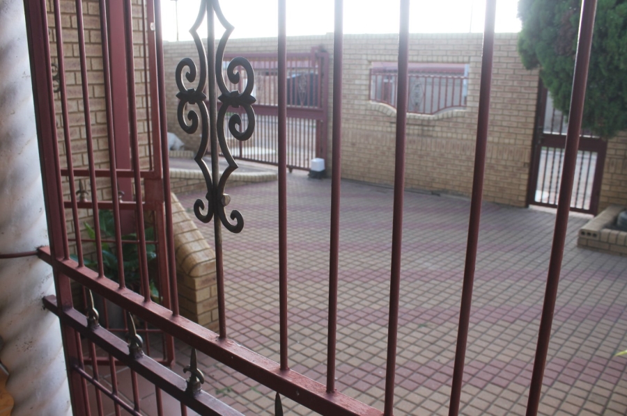 3 Bedroom Property for Sale in Dobsonville Ext 3 Gauteng