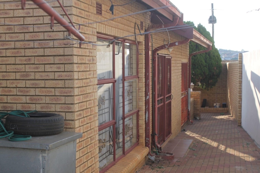 3 Bedroom Property for Sale in Dobsonville Ext 3 Gauteng