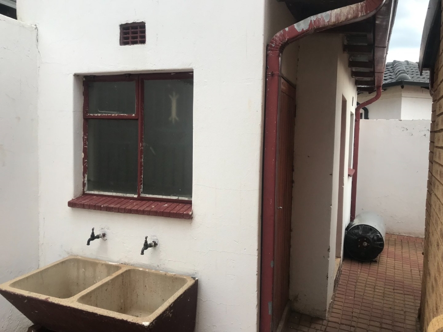3 Bedroom Property for Sale in Dobsonville Ext 3 Gauteng