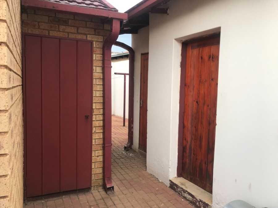 3 Bedroom Property for Sale in Dobsonville Ext 3 Gauteng
