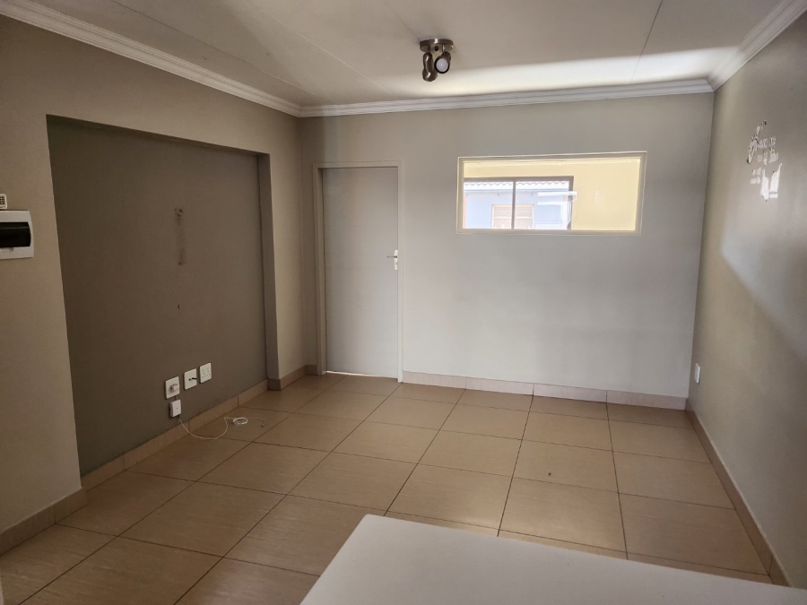 To Let 3 Bedroom Property for Rent in Andeon Gauteng